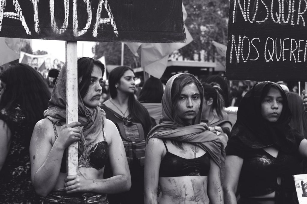 Chili : pourquoi la nouvelle génération est-elle résolument féministe ?